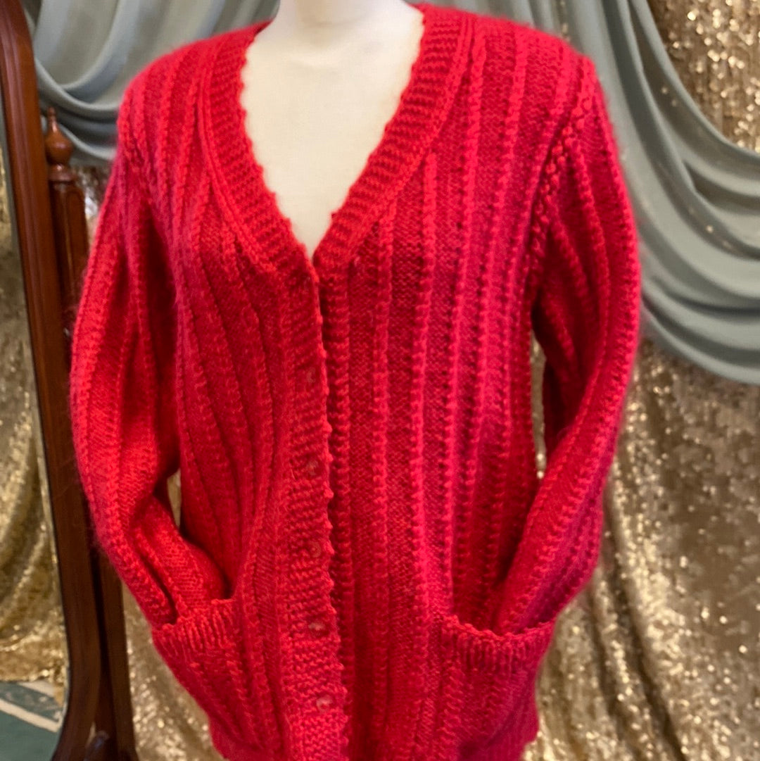 Cardigan rouge fait main