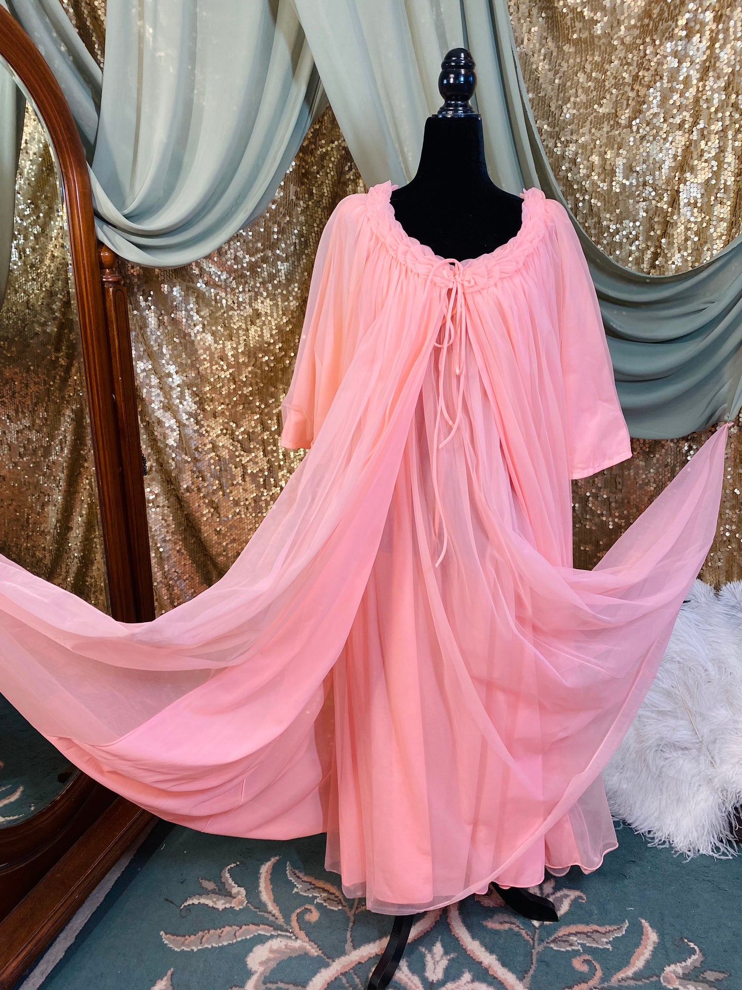 Ensemble déshabillé 1950 couleur corail