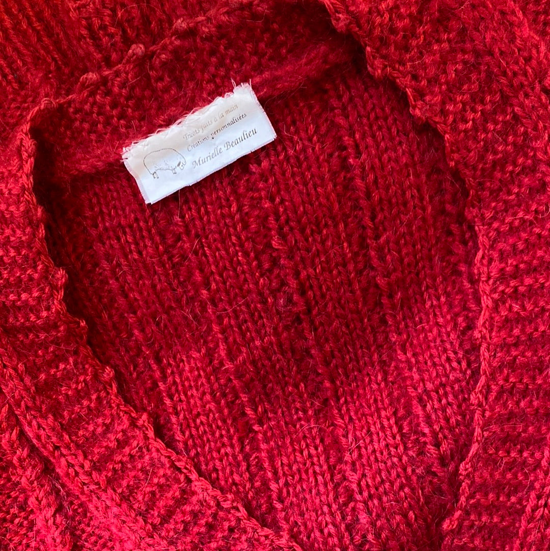 Cardigan rouge fait main