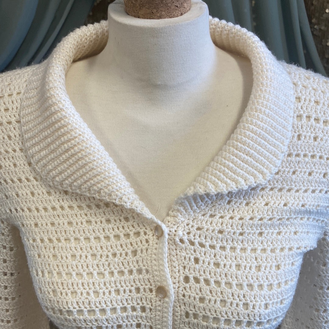 Gilet crème avec boutons nacrés